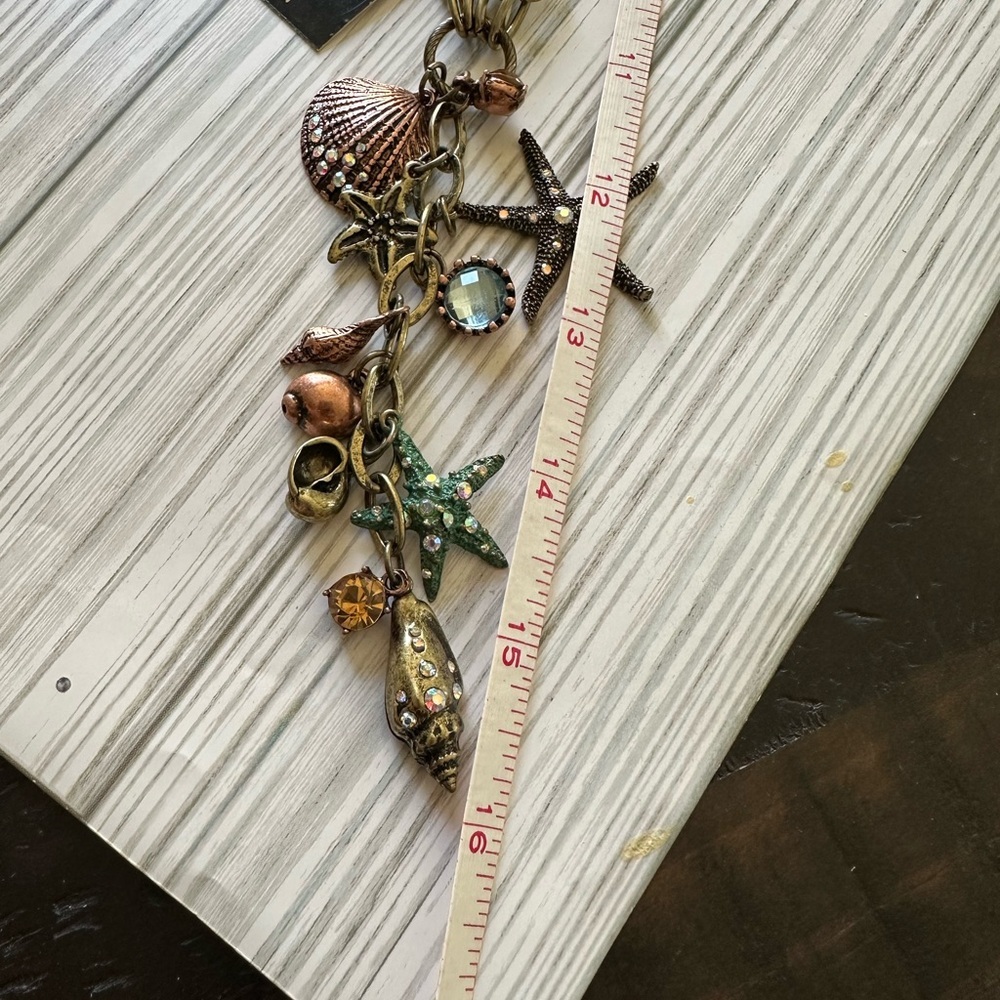 Bronze Colored Necklace with Sea Creatures - Picture 2 of 3